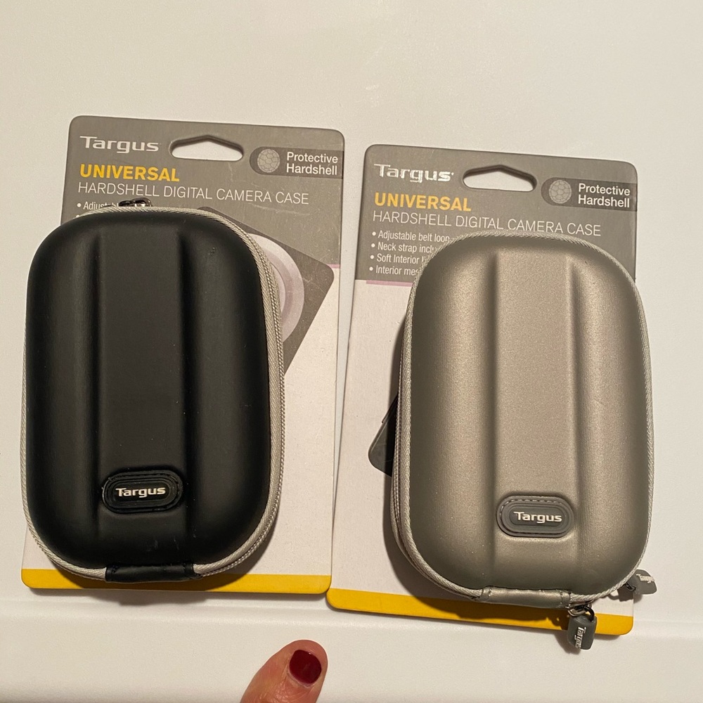 New Targus Hardshell Universal Digital Camera Case